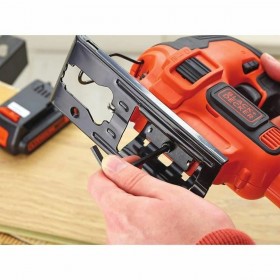 Motosega Black & Decker BDCJS18N-XJ
