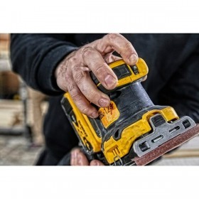 Levigatrice orbitale Dewalt DCW200NT-XJ 8000 OPM 13500 OPM