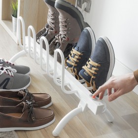 Stendino Elettrico per Scarpe InnovaGoods 80 W 4 paia