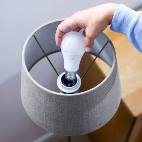 Lampadina LED Philips Wiz Standard Bianco F 8 W E27 806 lm (2700-6500 K)