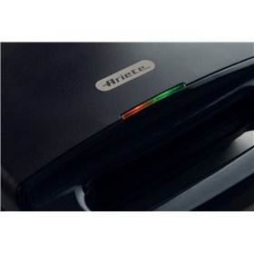 Ariete 1971 Tostiera Breakfast, Piastra elettrica per toast, sandwich e panini, 750W, Piastre fisse grill, Rivestimento antiader