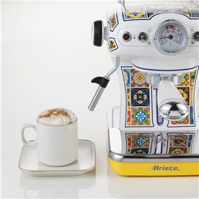 Ariete 1389 Macchina da caffè Positano, 850W, Capacità serbatoio 0,9L, Filtro ½ tazze, Vassoio raccogli goccia, Cappuccinatore