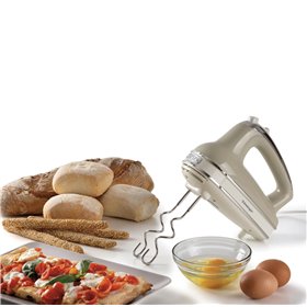 Ariete 1548 Sbattitore Vintage, 450W, 5 velocità, Funzione turbo, 2 fruste, Beige
