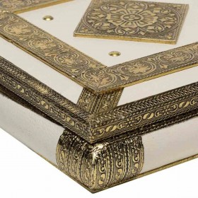 Scatola-Portagioie Alexandra House Living Bianco Alluminio Legno MDF 25 x 6 x 38 cm